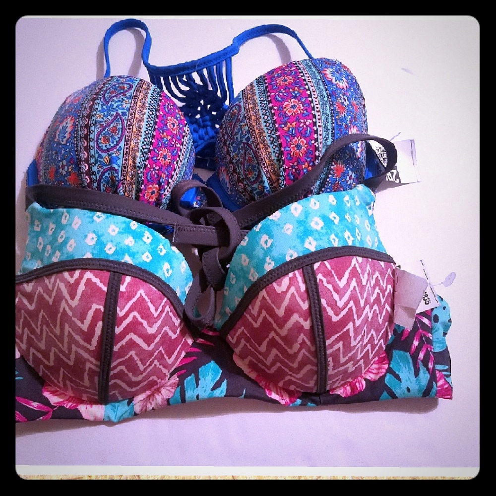 2 pieces top bikinis size 36B